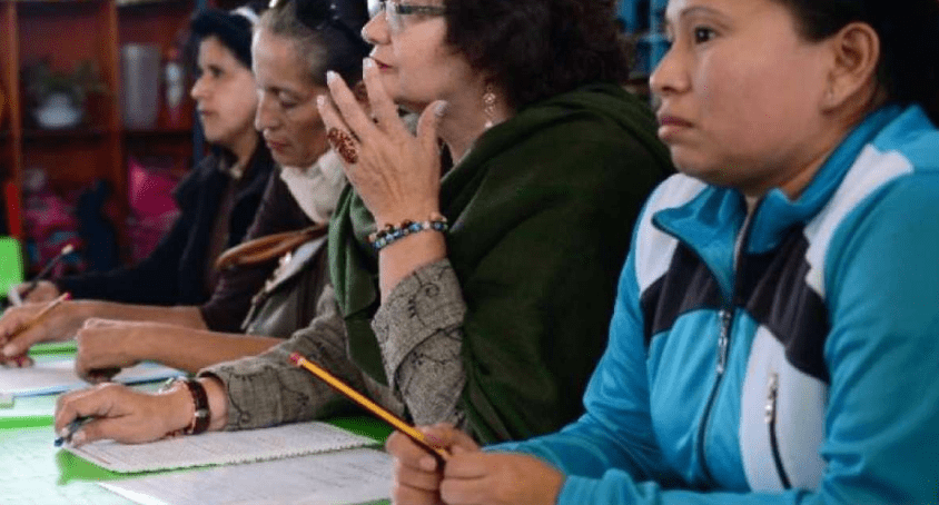 Gobierno promueve 2.800 nuevas plazas de trabajo para docentes y profesionales en el sistema educativo.
