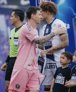 Lionel Messi y Paolo Guerrero. Foto: Instagram @alianzalima