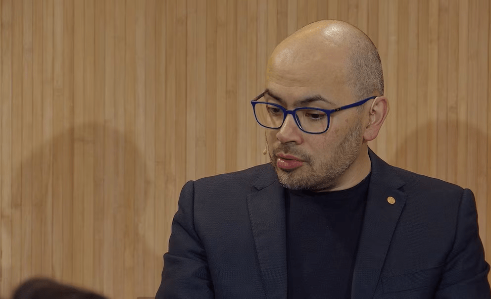 Foto: Demis Hassabis anticipó alianzas estratégicas de Google con Warby Parker, Gentle Monster y Samsung para lanzar nuevos dispositivos con IA - Infobae