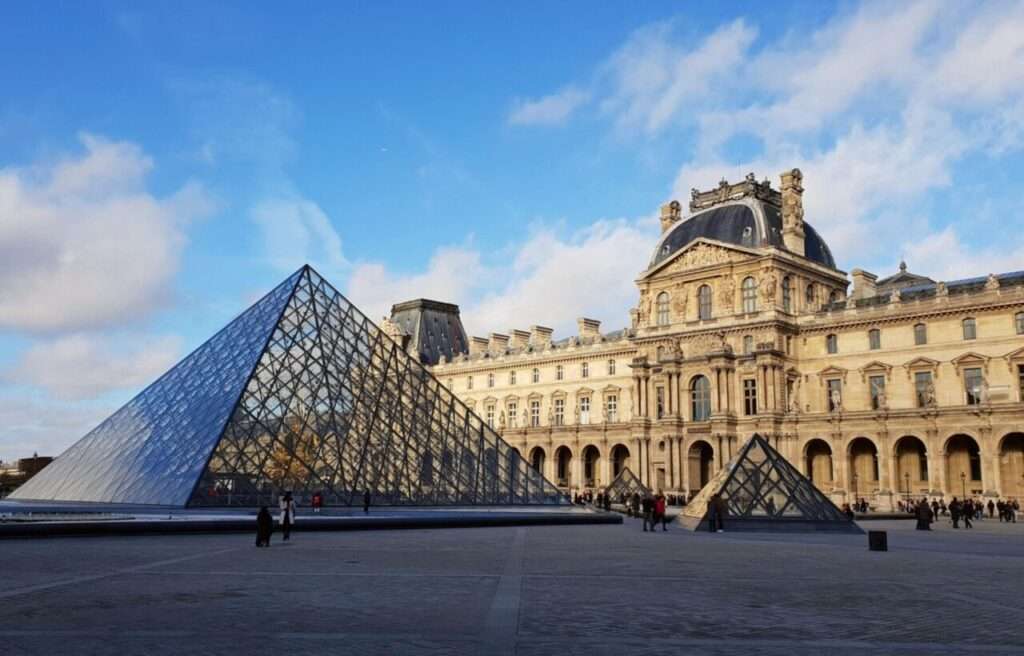 Museo del Louvre estará cerrado este lunes. Foto: Pixabay