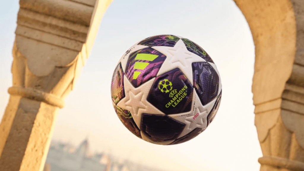 Balón de la Champions League. Foto: Instagram @championsleague