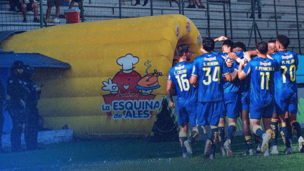 Delfín derrotó a Deportivo Cuenca en la primera jornada de la LigaPro. Foto: Instagram @delfinsportingclub.