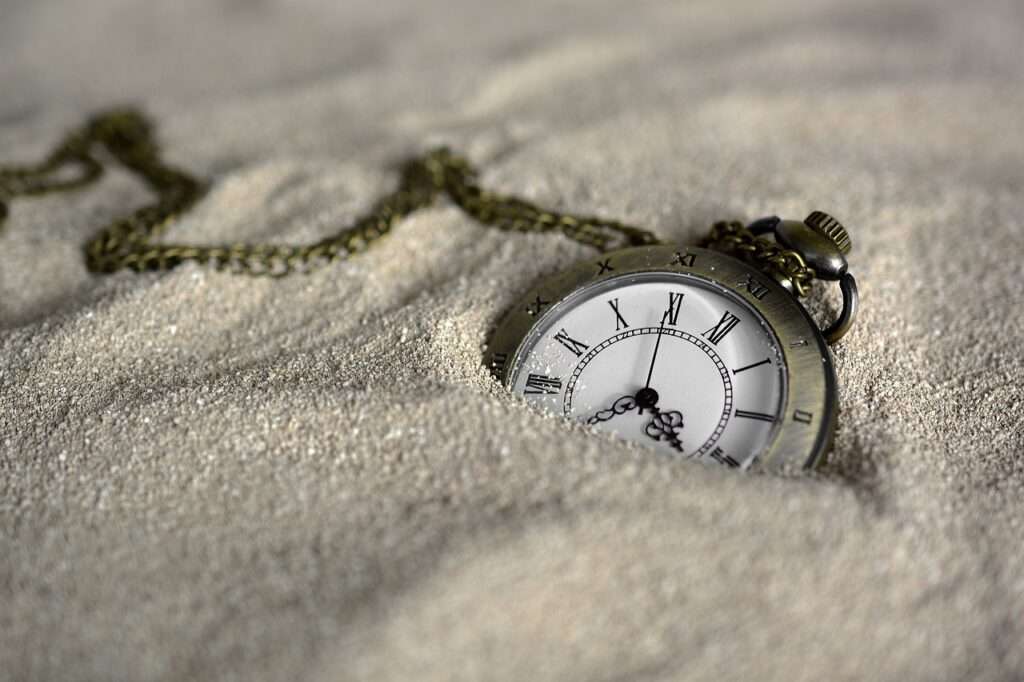 ¿El orden de los eventos pueden ser indefinidos en el espacio temporal? Foto: Pixabay