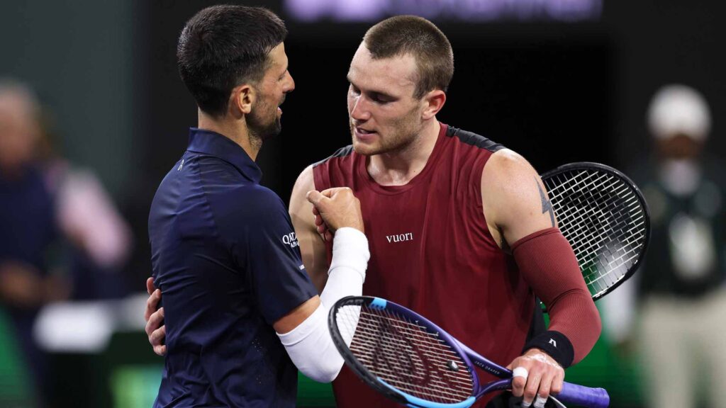 Djokovic (izq) vs. Draper (der) en el partido de octavos de final del Indian Wells. Foto: ATP.