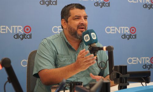 Carlos Ferrín 3a